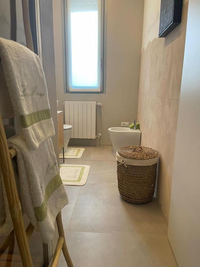 Ferienwohnung La Mirage Desenzano del Garda Exterior foto