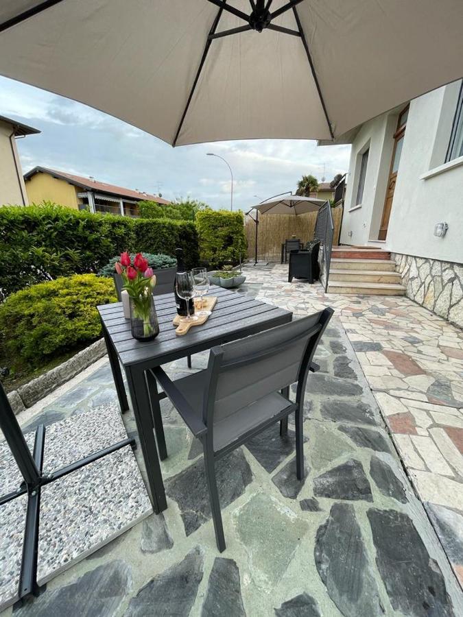 Ferienwohnung La Mirage Desenzano del Garda Exterior foto